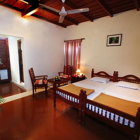 Agraharam Resorts Thirunelly Exterior photo